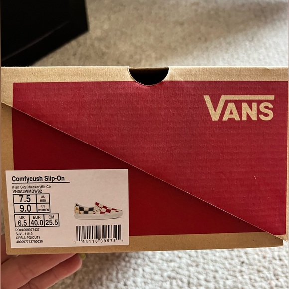 VANS SLIP ONS COLOR BLOCK ALMOST NEW CONDITION MENS 7.5, WOMENS 9 - Picture 3 of 7